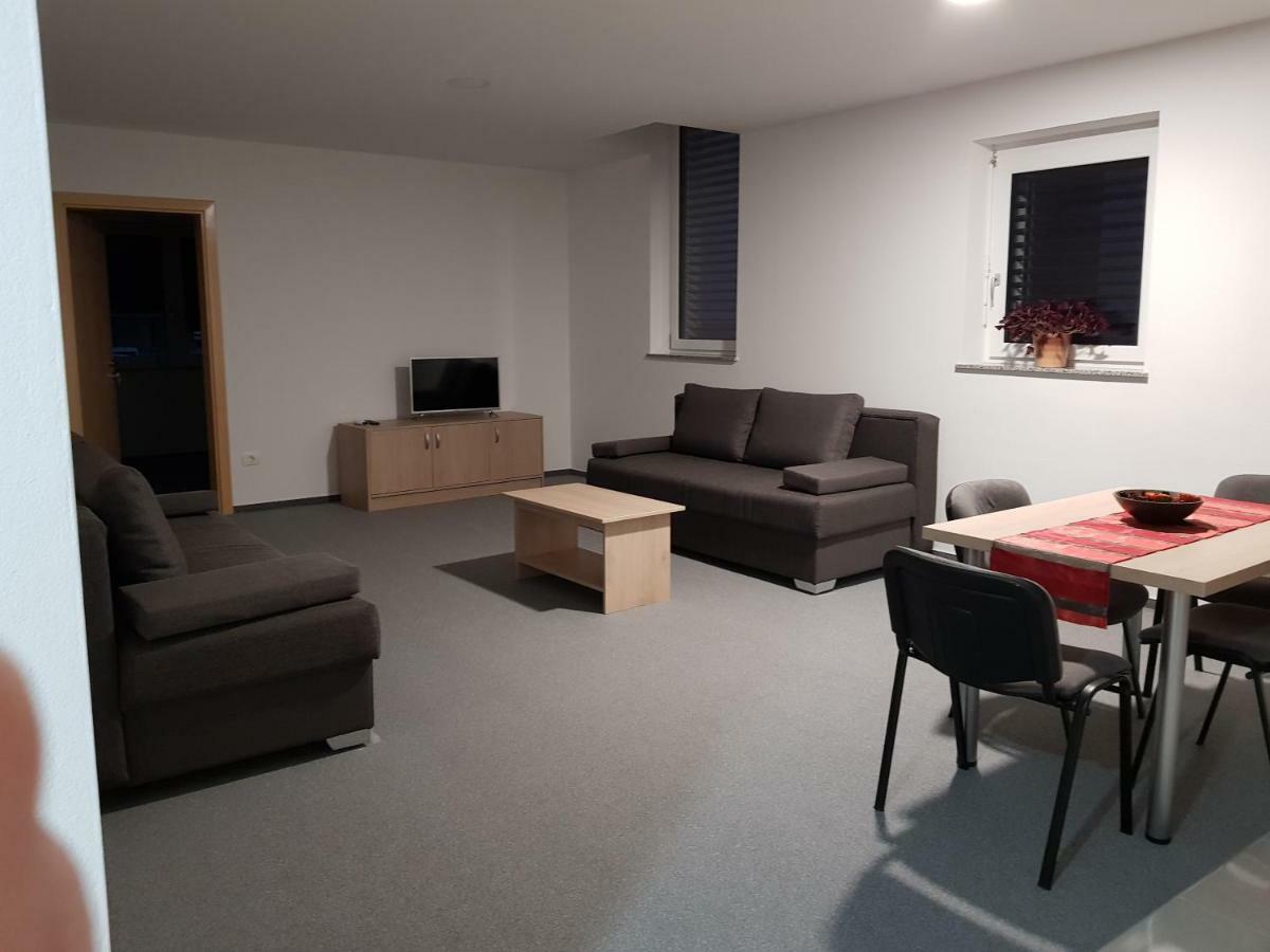 Apartmaji Jankovic Logatec Ngoại thất bức ảnh